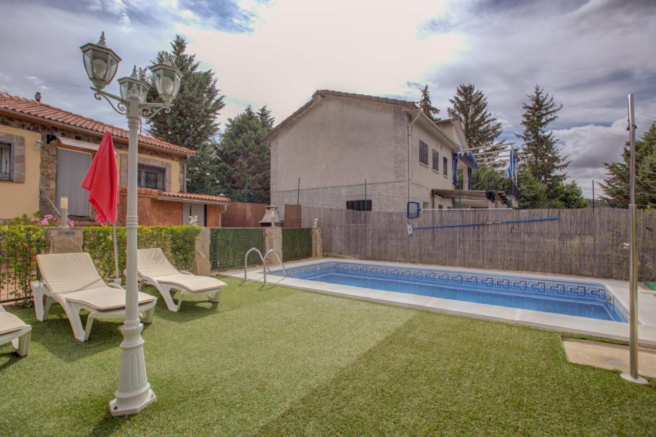 Casa Rural Higueras Santa Maria de la Alameda Bagian luar foto